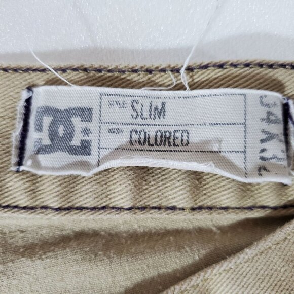VTG DC Shoes Tan Jean 34/28 Button Fly Slim Skateboard Stretch Leather Logo - Picture 8 of 8